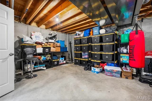 $374,900 | 200 Westwind Estates Court, Valley Park, MO 63088