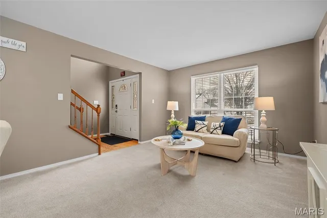 $374,900 | 200 Westwind Estates Court, Valley Park, MO 63088