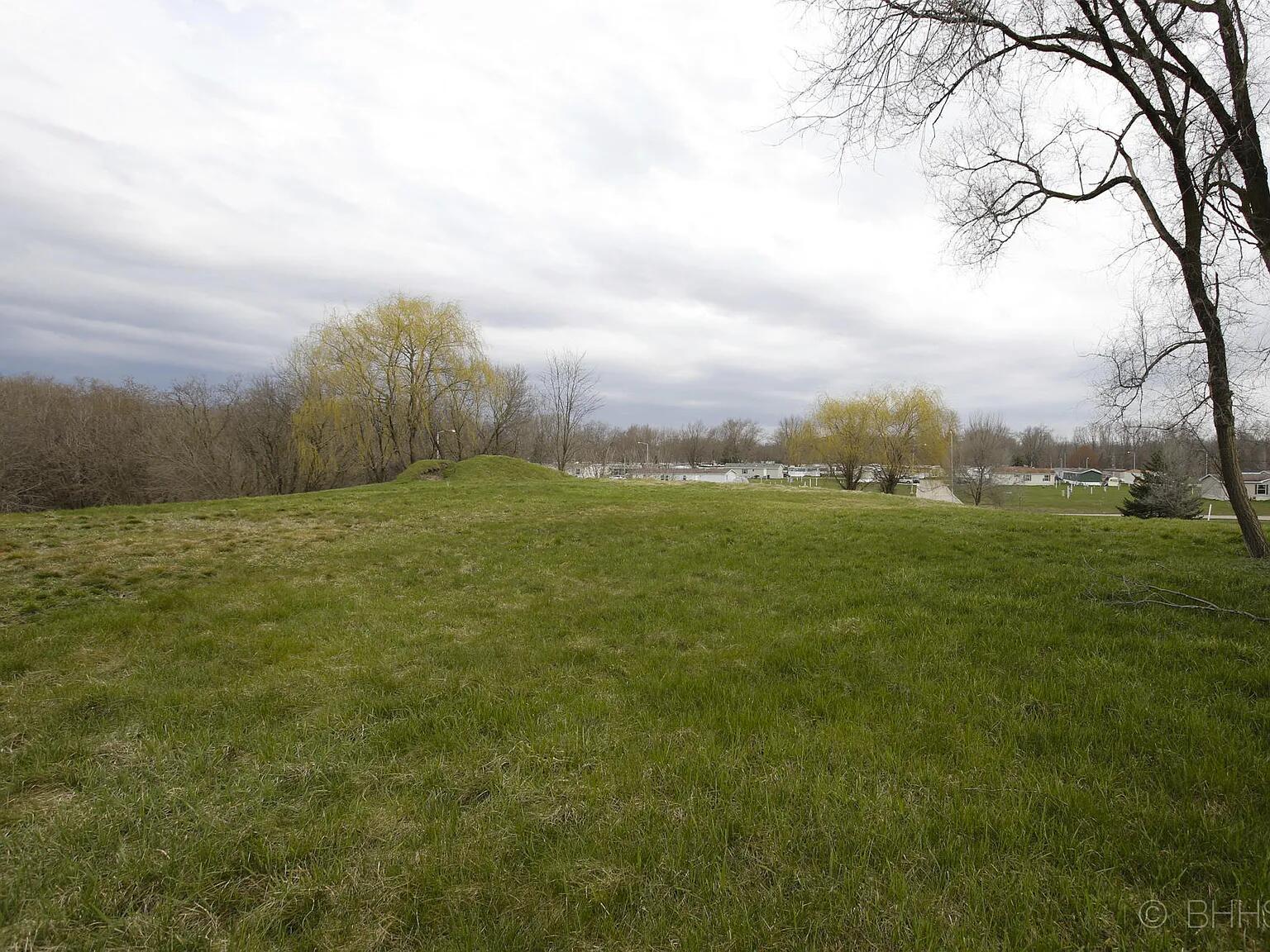 46 North New Moon Terrace Springfield, MI 49037 - Photo 7 of 7 image