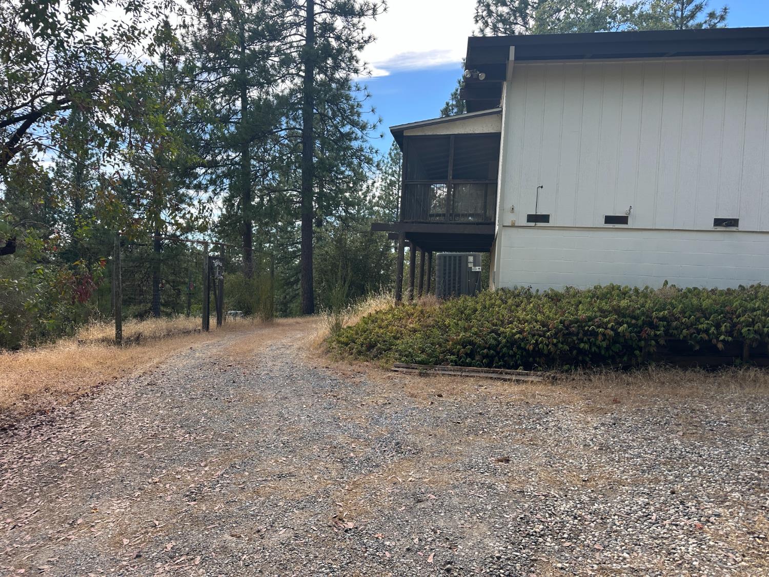 4961 Cedar Ravine Road Placerville, CA 95667 - Photo 2 of 28