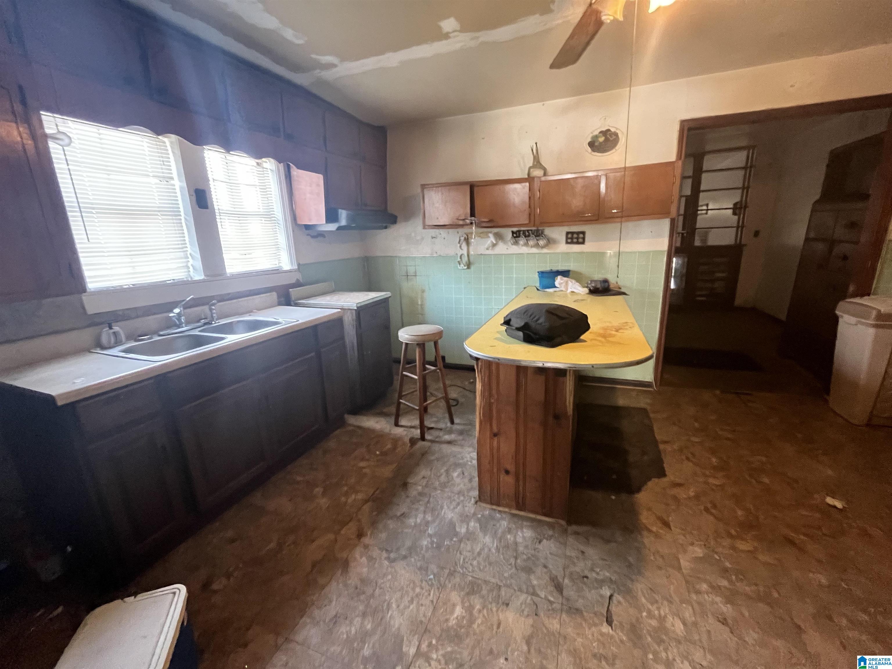 1018 3rd Street Birmingham, AL 35214 - Photo 3 of 18