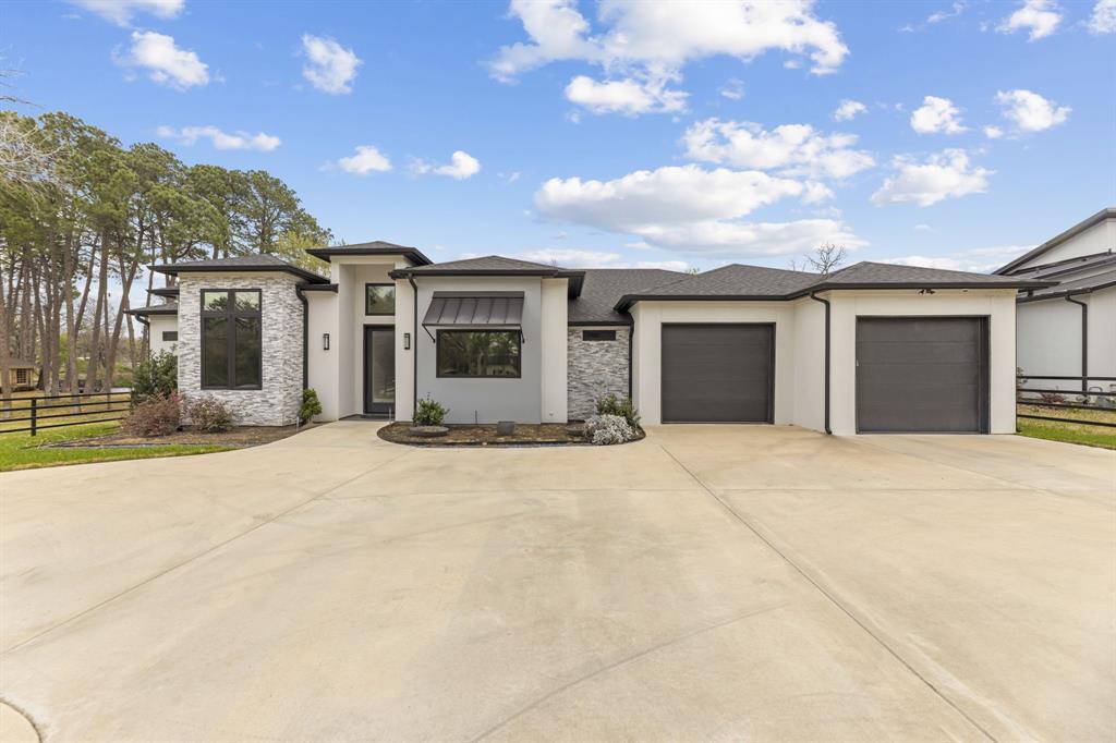 1515 North Fielder Road Arlington, TX 76012 - Photo 2 of 35 front view of a house with a outdoor space