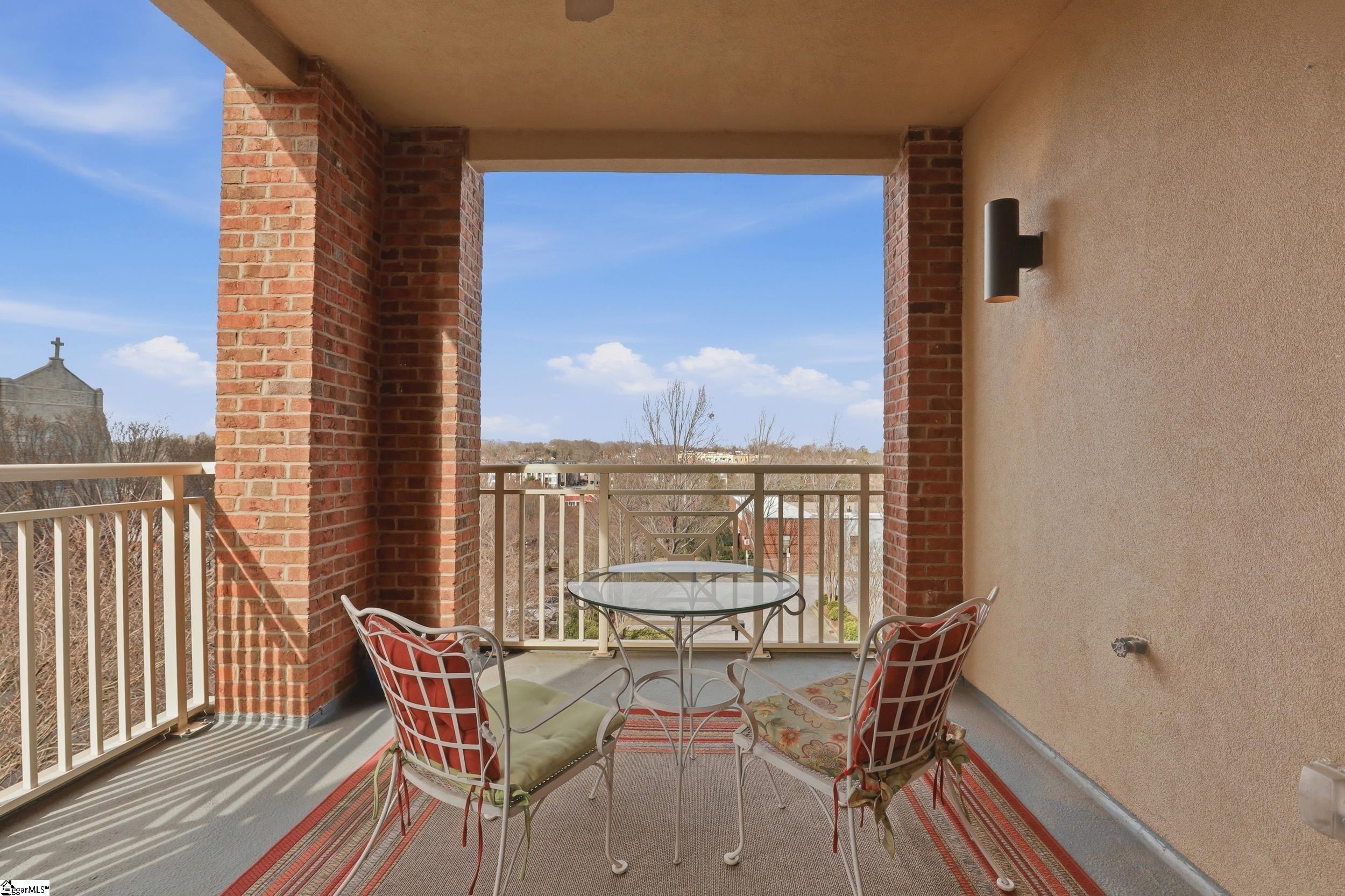 400 North Main Street, Unit 301 Greenville, SC 29601 - Photo 22 of 29