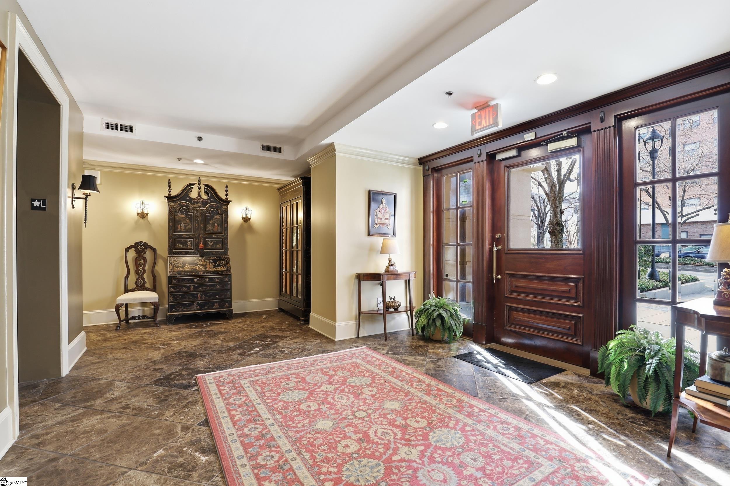 400 North Main Street, Unit 301 Greenville, SC 29601 - Photo 25 of 29