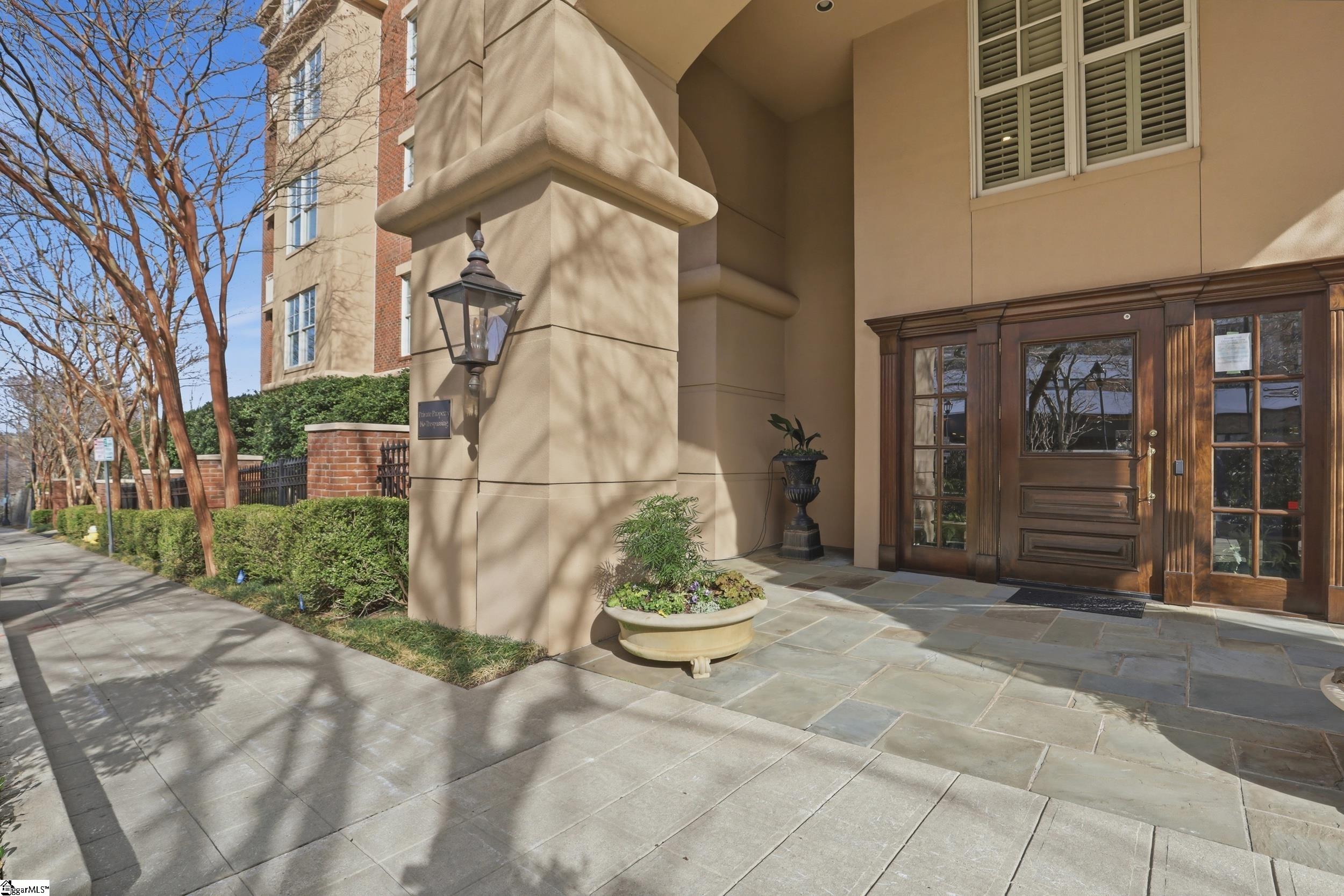 400 North Main Street, Unit 301 Greenville, SC 29601 - Photo 29 of 29