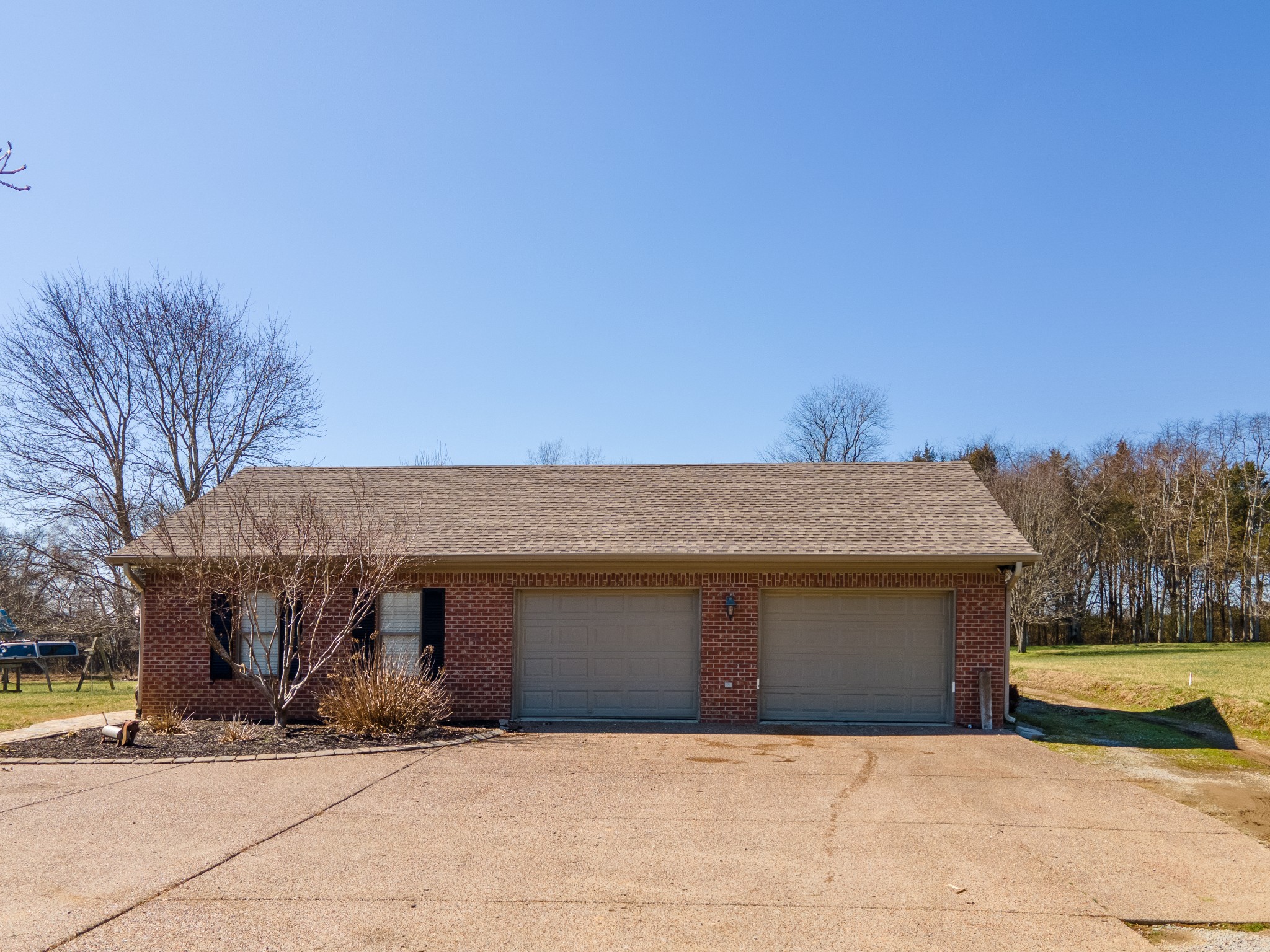 4335 North Chapel Road Franklin, TN 37067 - Photo 6 of 55 a front view of a house with yard
