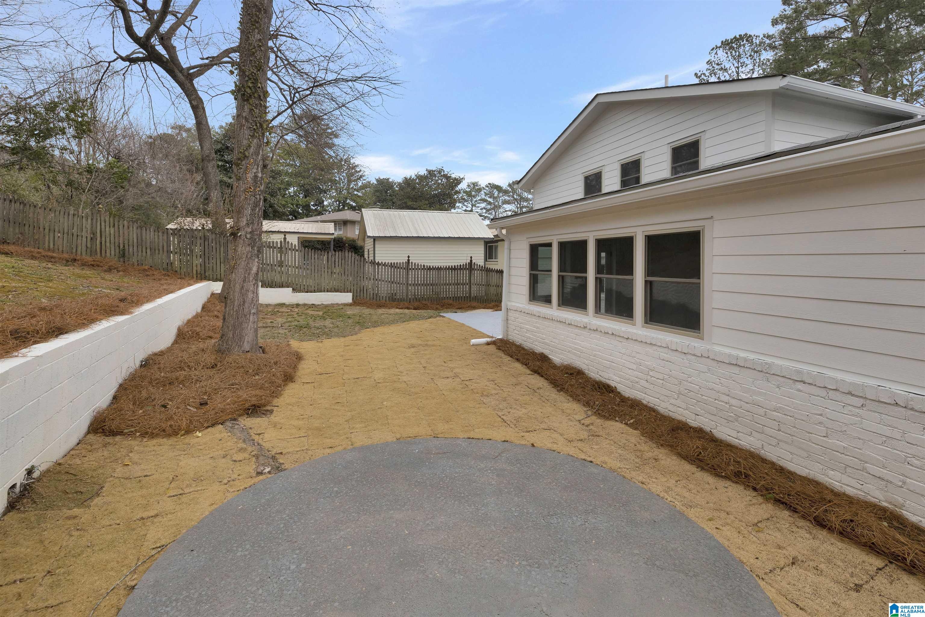 1540 Saulter Road Birmingham, AL 35209 - Photo 28 of 36