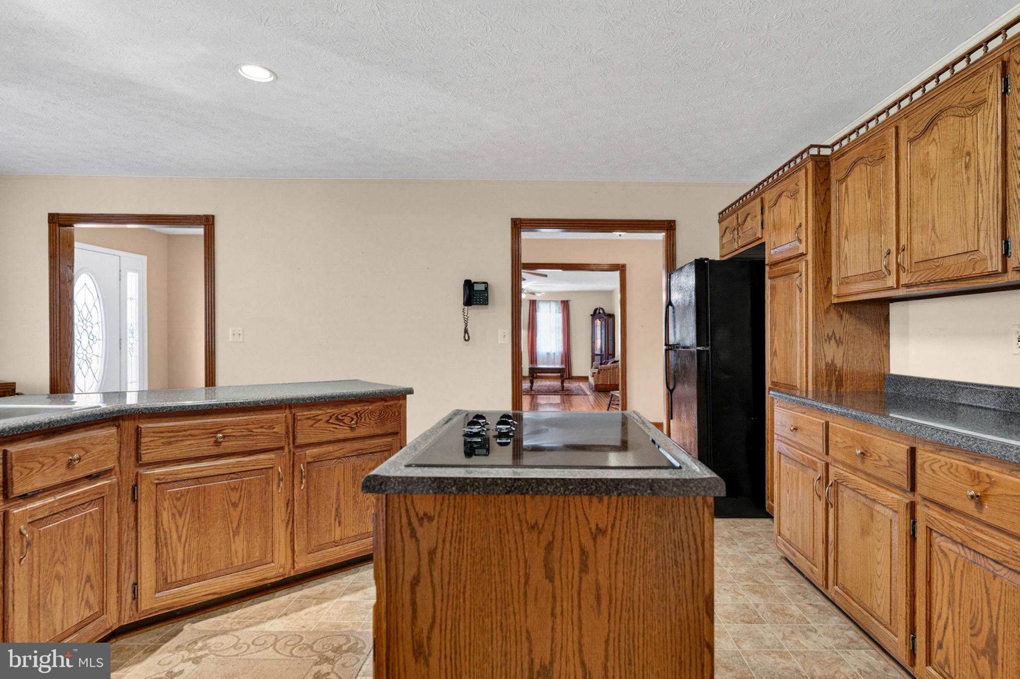 6315 Ida Road Stanley, VA 22851 - Photo 28 of 83 Eat In Kitchen with Dining Area