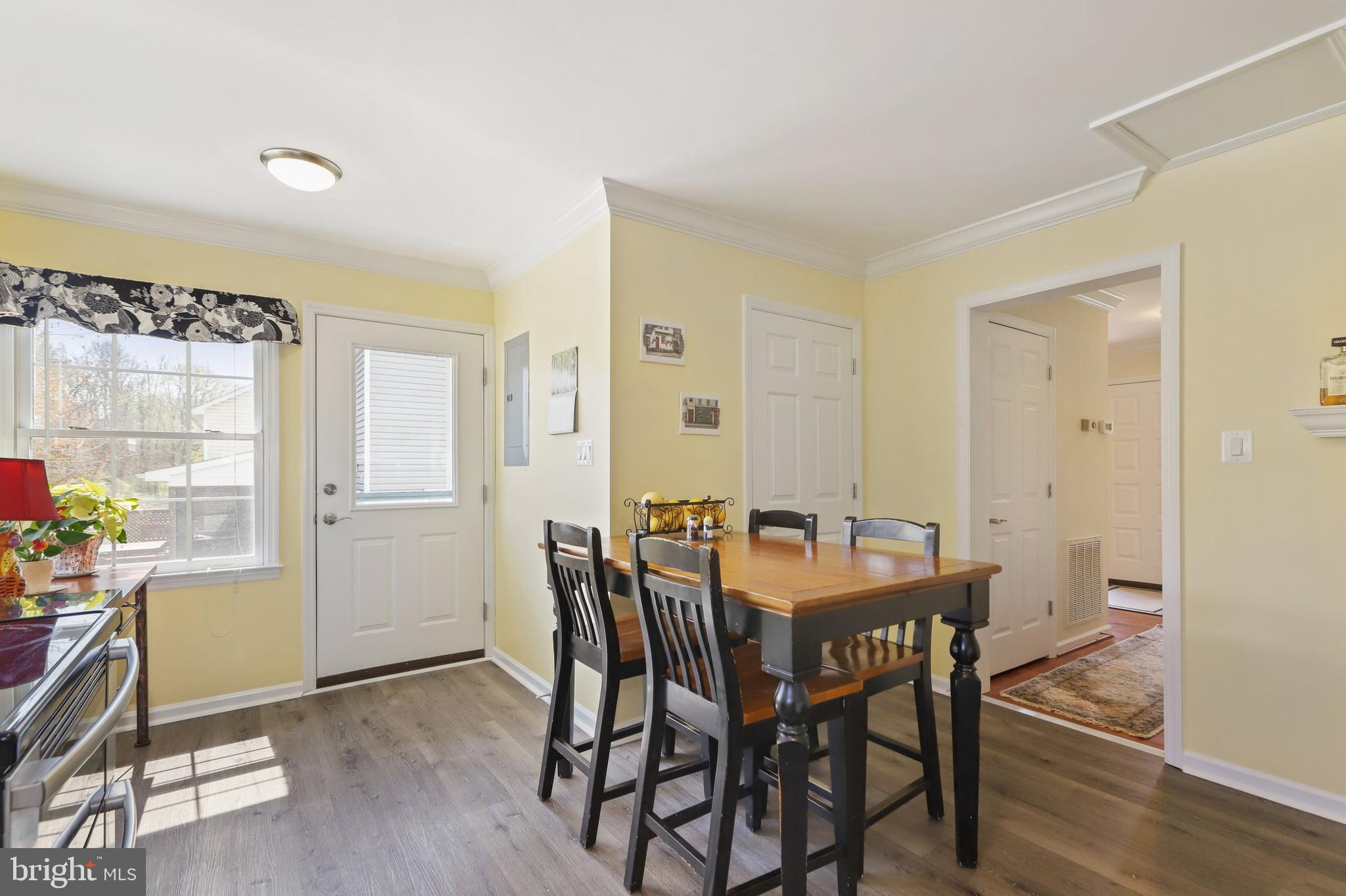 11 New Cut Road Round Hill, VA 20141 - Photo 12 of 25 Gallery Image 12