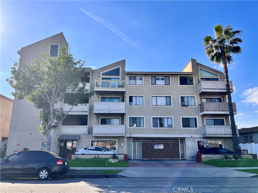 1723 Cedar Avenue, Unit 214, Long Beach, CA 90813 Compass