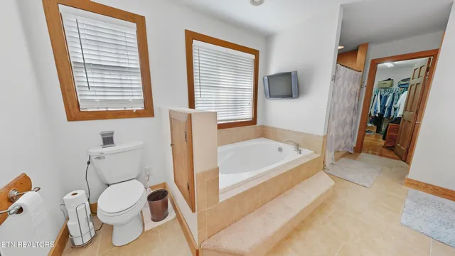 $730,000 | 8115 Bell Campground Road, Powell, TN 37849