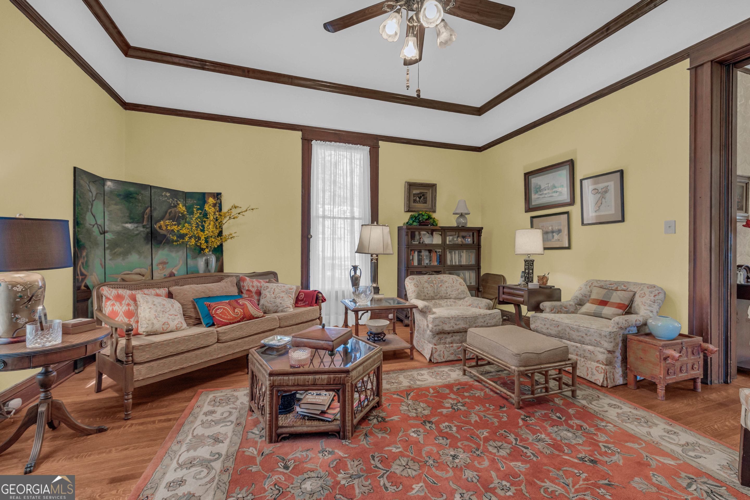 105 South Thomas Street Elberton, GA 30635 - Photo 18 of 57 a living room with furniture and a large window