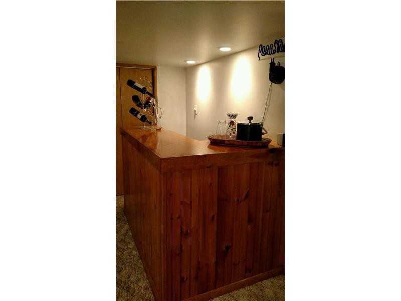320 Limerick Road Wexford, PA 15090 - Photo 13 of 19 Family Room. Built in bar...great for parties!