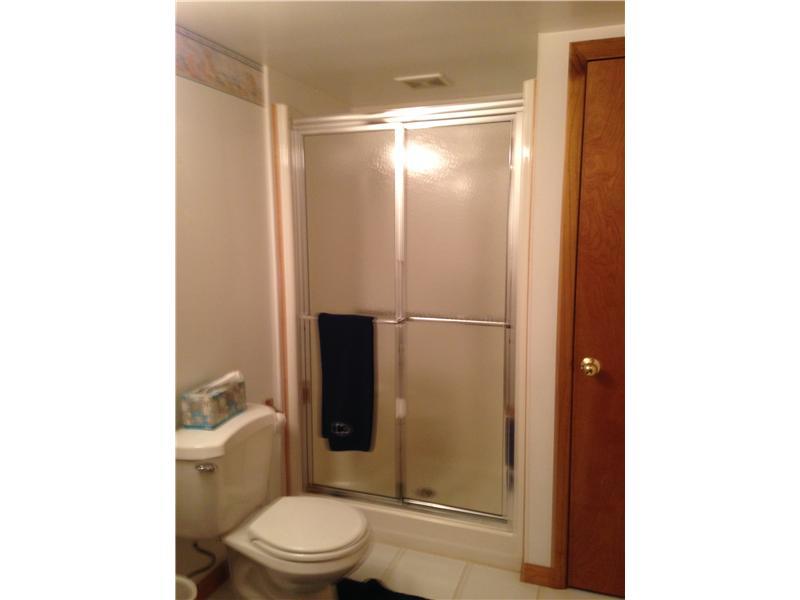 320 Limerick Road Wexford, PA 15090 - Photo 14 of 19 Full Bath. Full downstairs bath with shower