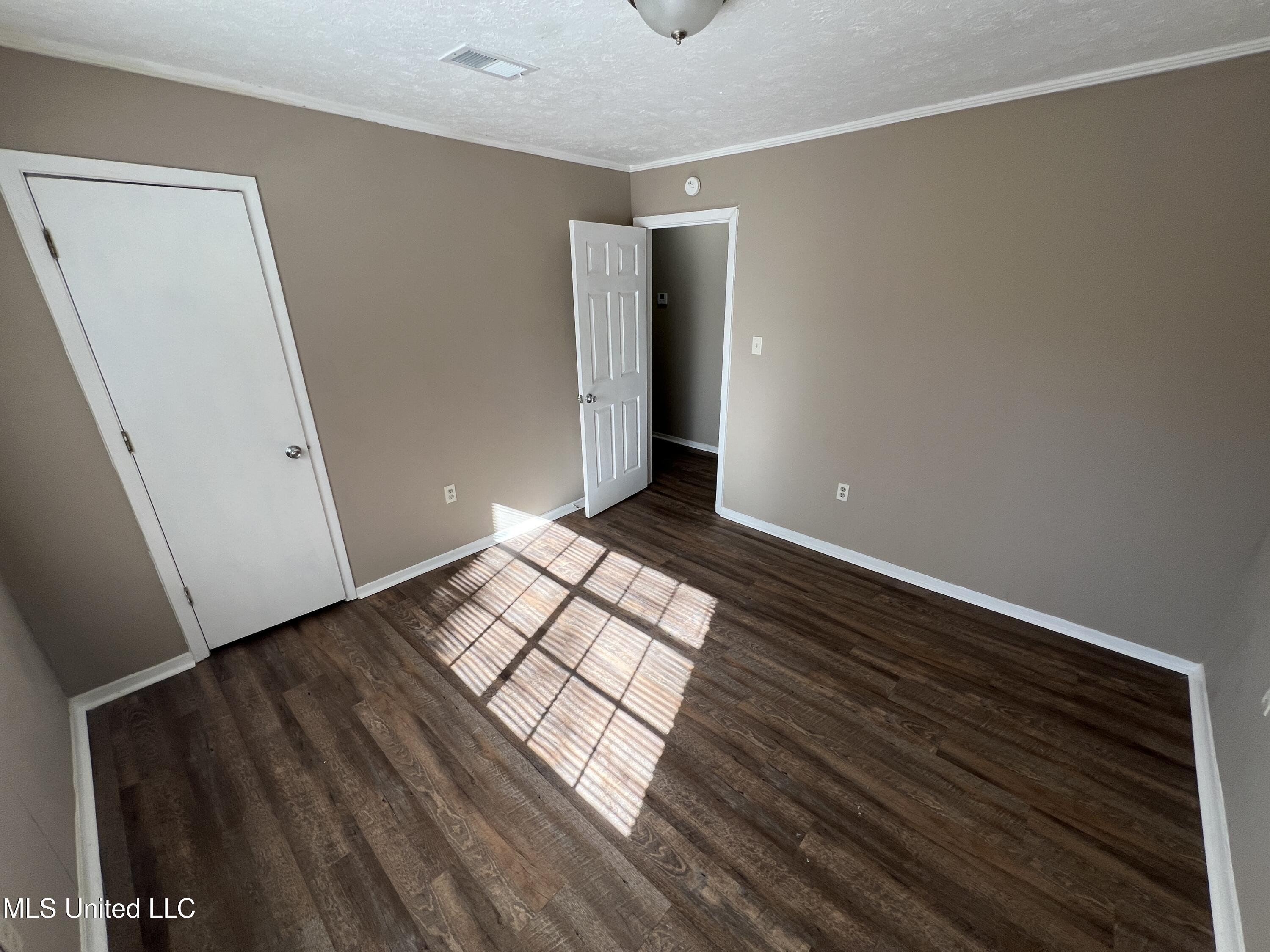 1504 Hawthorne Place Clinton, MS 39056 - Photo 17 of 24 IMG_0914