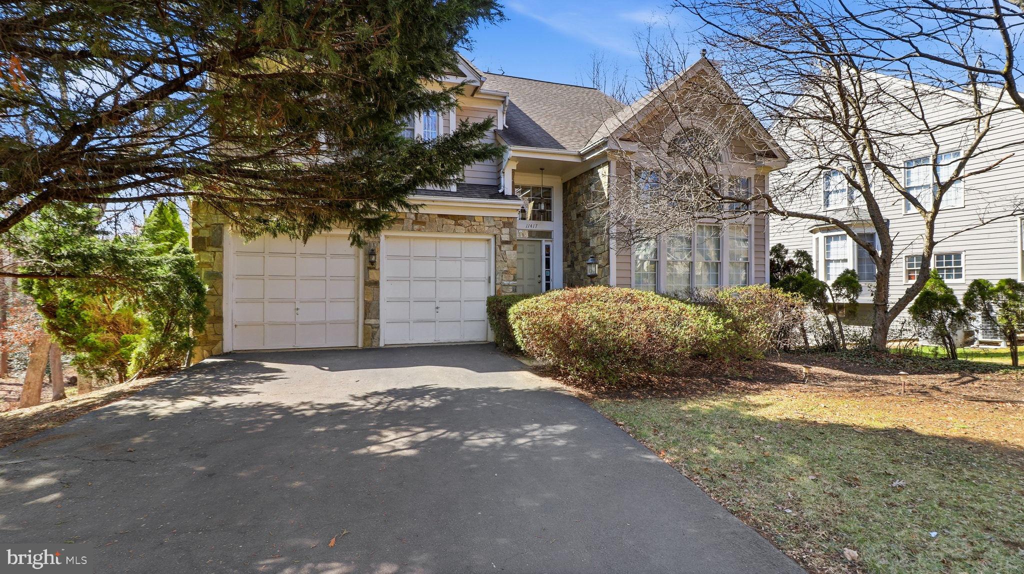 11417 Night Star Way Reston, VA 20194 - Photo 2 of 33