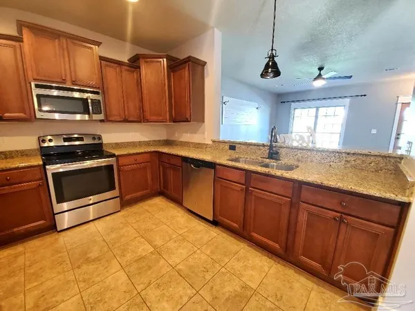 $2,300 | 2549 Redford Drive, Cantonment, FL 32533