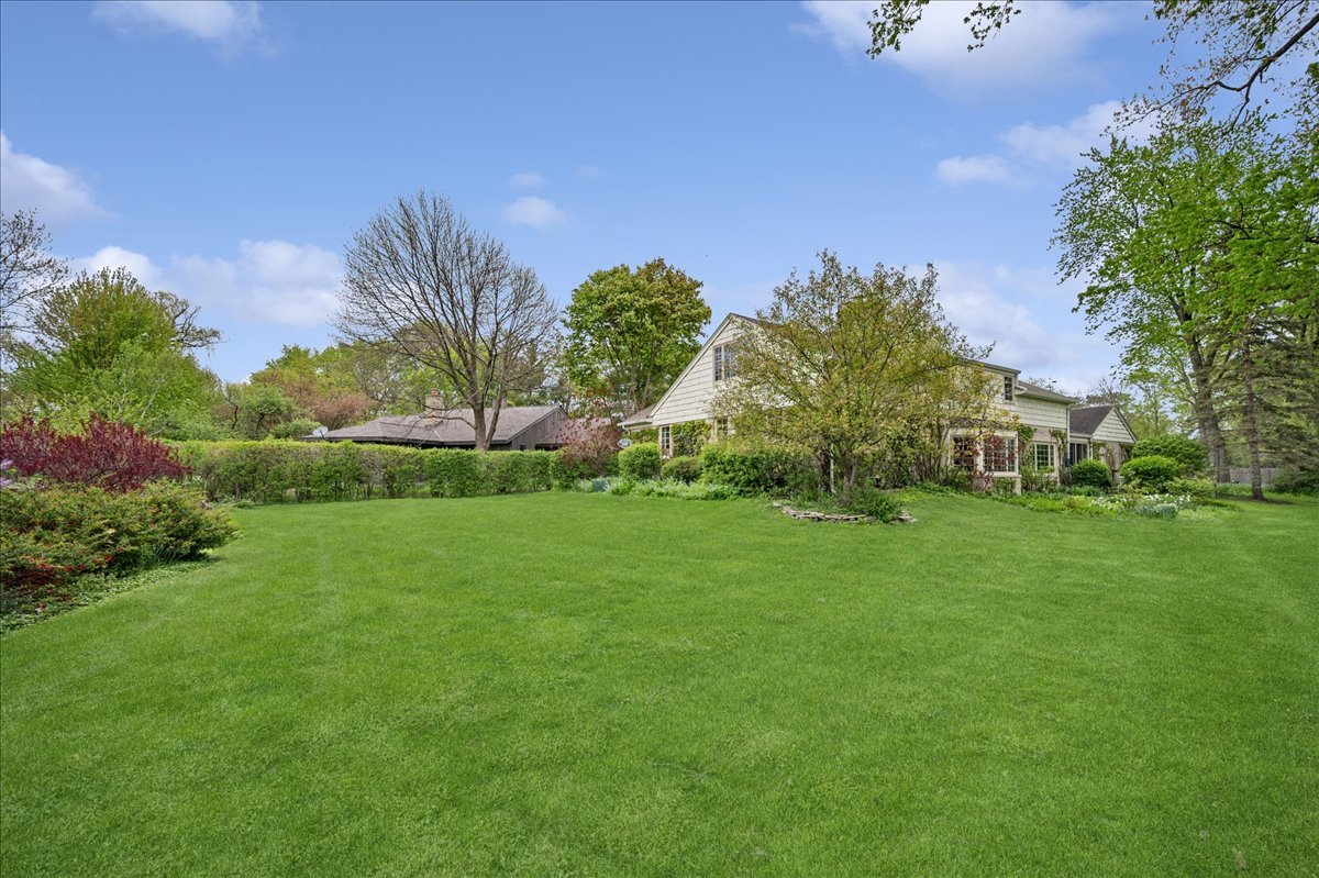 1372 Sunview Lane Winnetka, IL 60093 - Photo 44 of 49