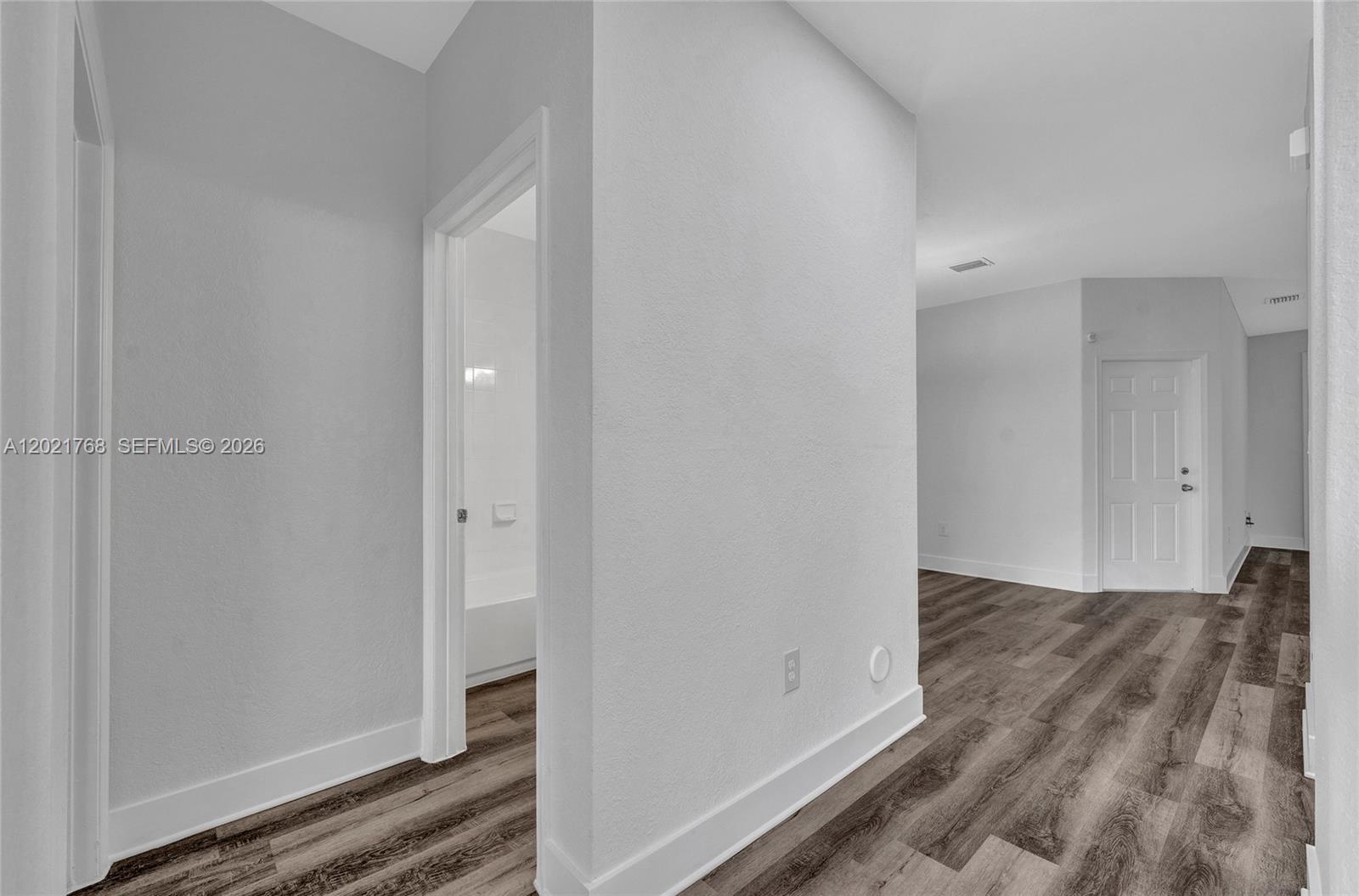 1445 Southeast 24th Road Homestead, FL 33035 - Photo 13 of 31