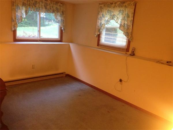 123 Old Webster Road Oxford, MA 01540 - Photo 27 of 30 Gallery Image 27