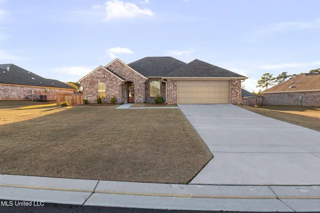 $299,999 | 117 Bailey Cove, Canton, MS 39046