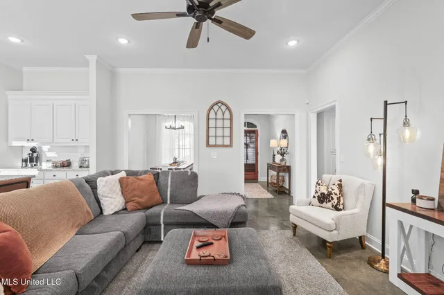 $299,999 | 117 Bailey Cove, Canton, MS 39046