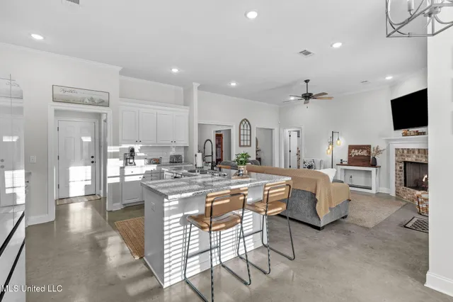 $299,999 | 117 Bailey Cove, Canton, MS 39046