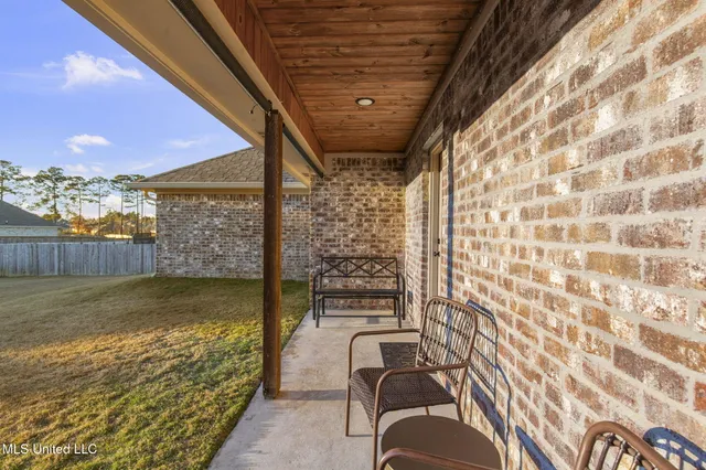 $299,999 | 117 Bailey Cove, Canton, MS 39046