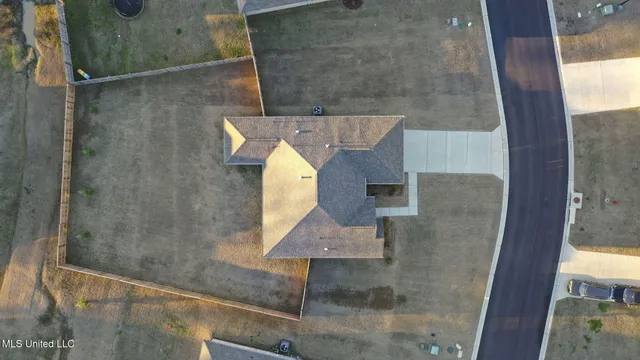 $299,999 | 117 Bailey Cove, Canton, MS 39046