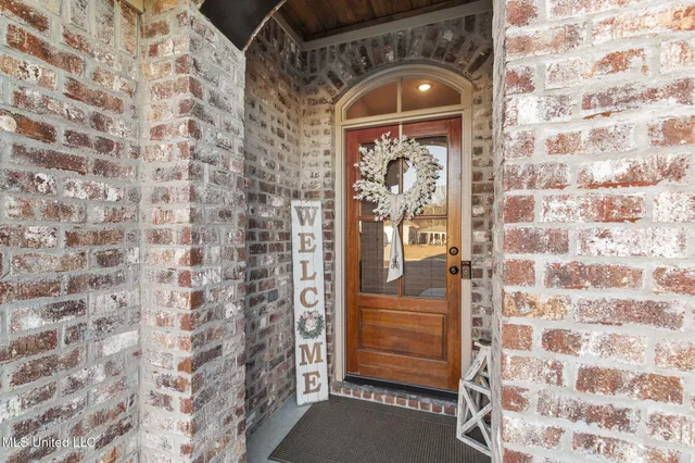 $299,999 | 117 Bailey Cove, Canton, MS 39046