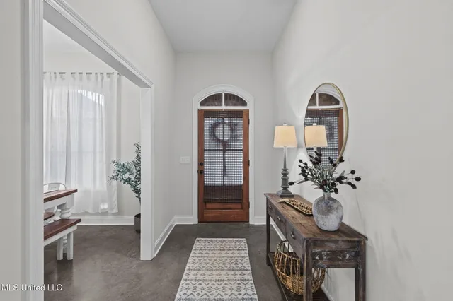 $299,999 | 117 Bailey Cove, Canton, MS 39046