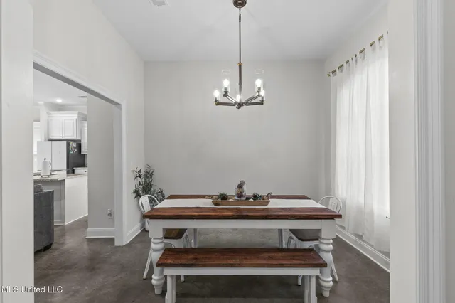 $299,999 | 117 Bailey Cove, Canton, MS 39046