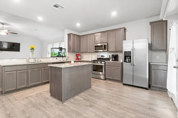 $325,000 | 12259 North Chestnut Hls Drive, Conroe, TX 77303