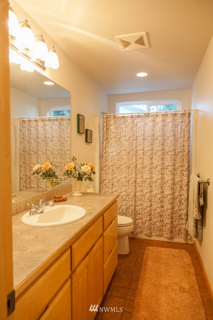 8204 Quinault Road Blaine, WA 98230 - Photo 14 of 25 Gallery Image 14