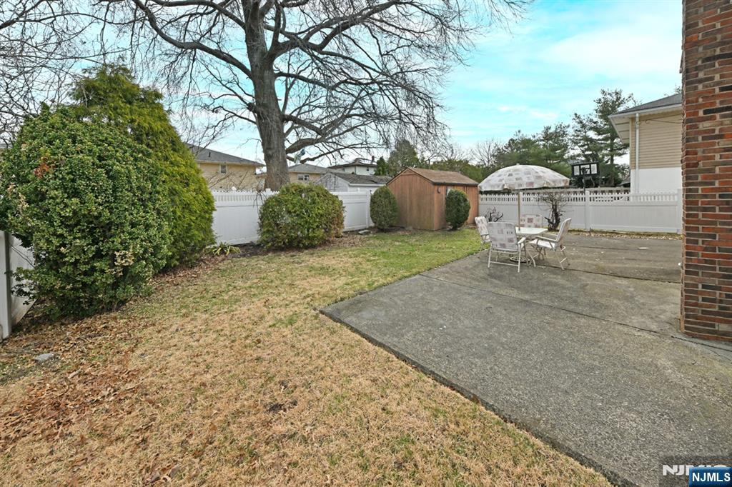 216 Mehrhof Road Little Ferry, NJ 07643 - Photo 17 of 22