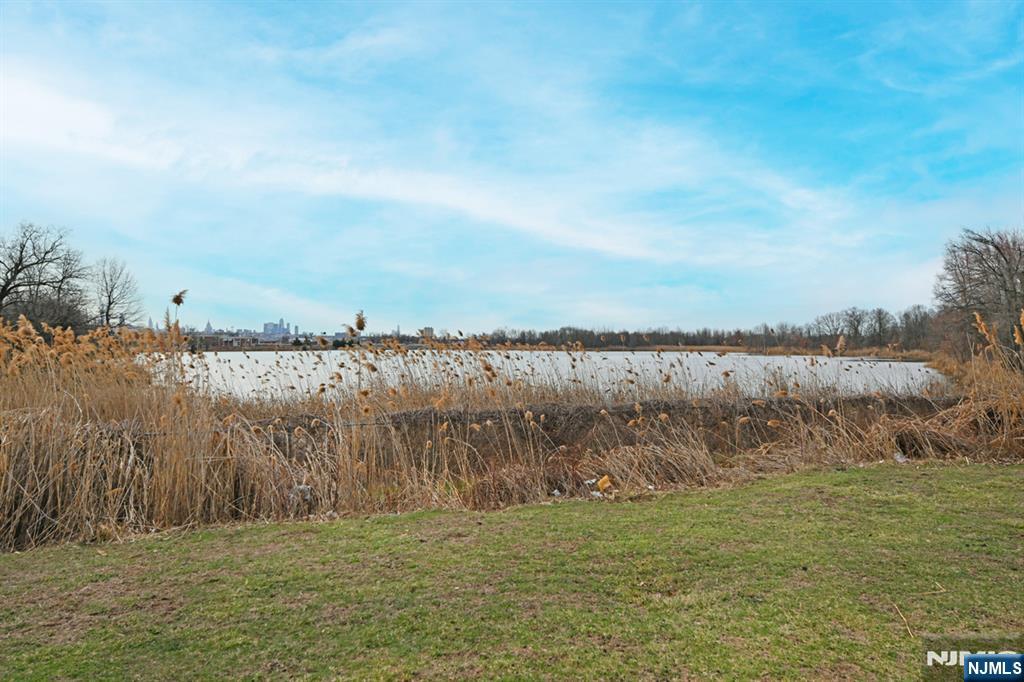 216 Mehrhof Road Little Ferry, NJ 07643 - Photo 22 of 22