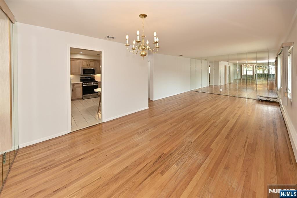 216 Mehrhof Road Little Ferry, NJ 07643 - Photo 4 of 22