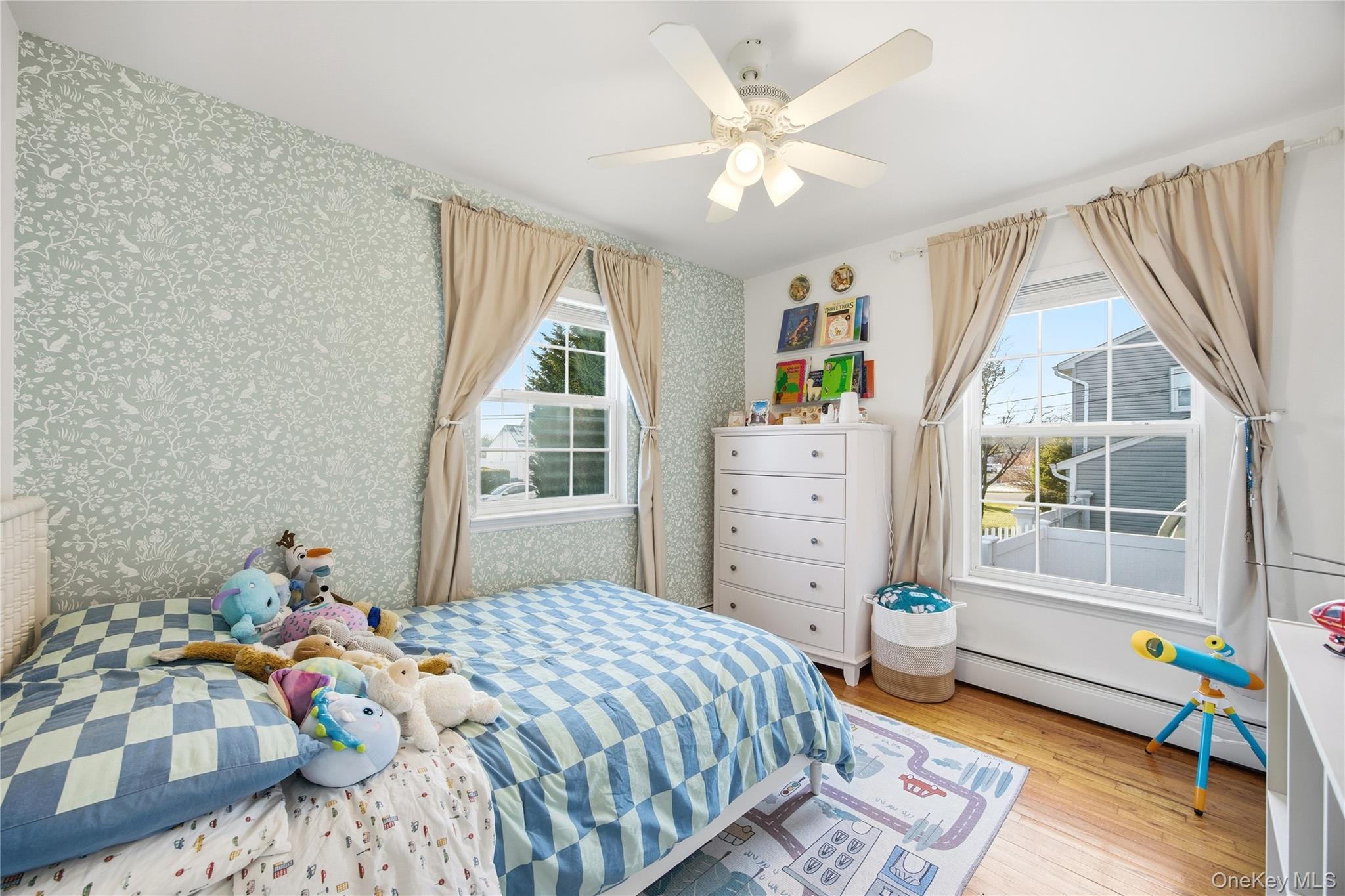 147 Ruth Street West Islip, NY 11795 - Photo 20 of 27