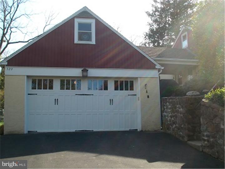 329 Horsham Road Hatboro, PA 19040 - Photo 21 of 25 Garage
