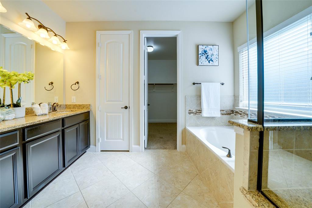 1262 Roma Drive Frisco, TX 75036 - Photo 17 of 40 Gallery Image 17