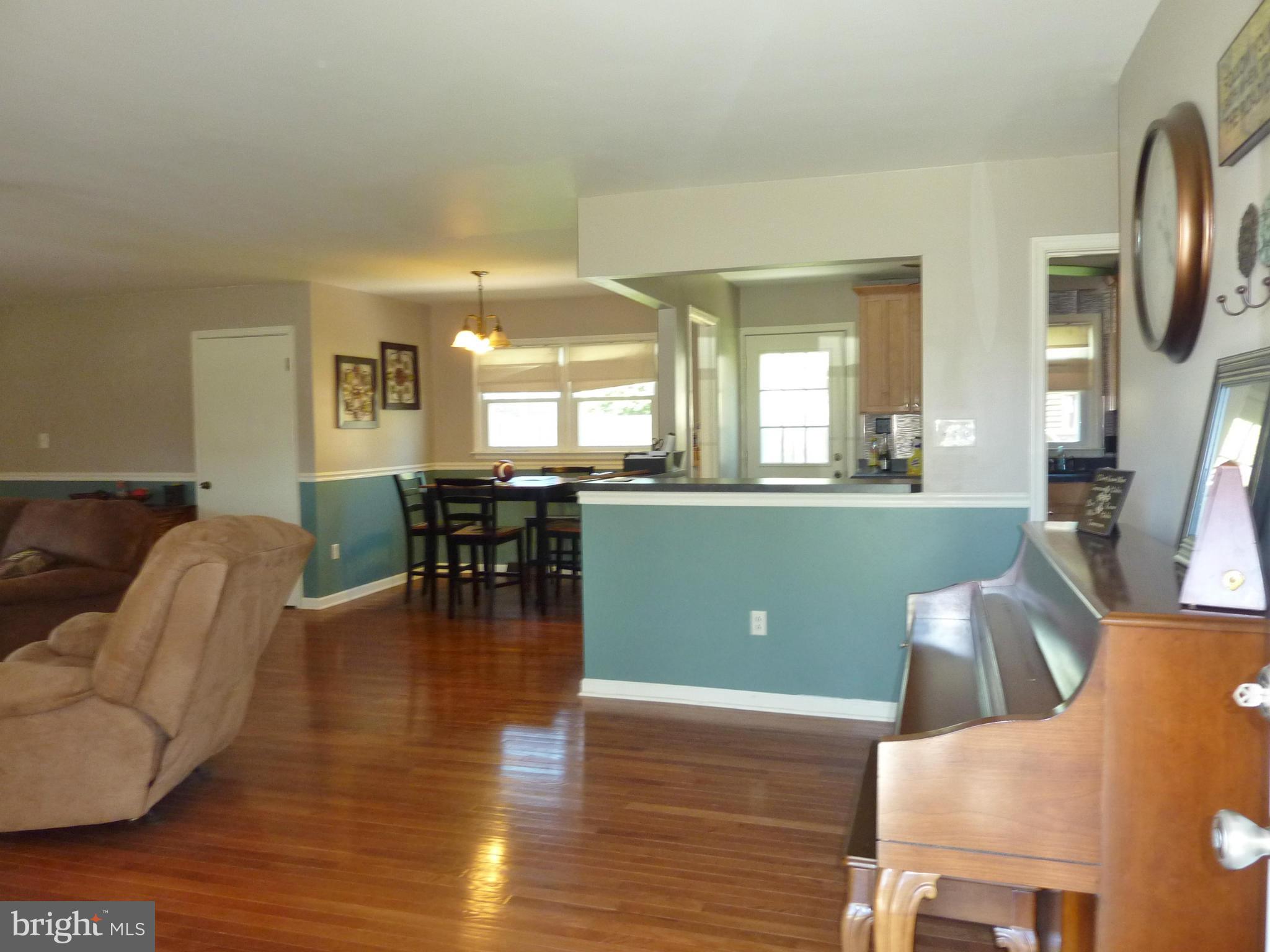 112 Frederick Road Stephens City, VA 22655 - Photo 12 of 30 Living Room/Dining Room
