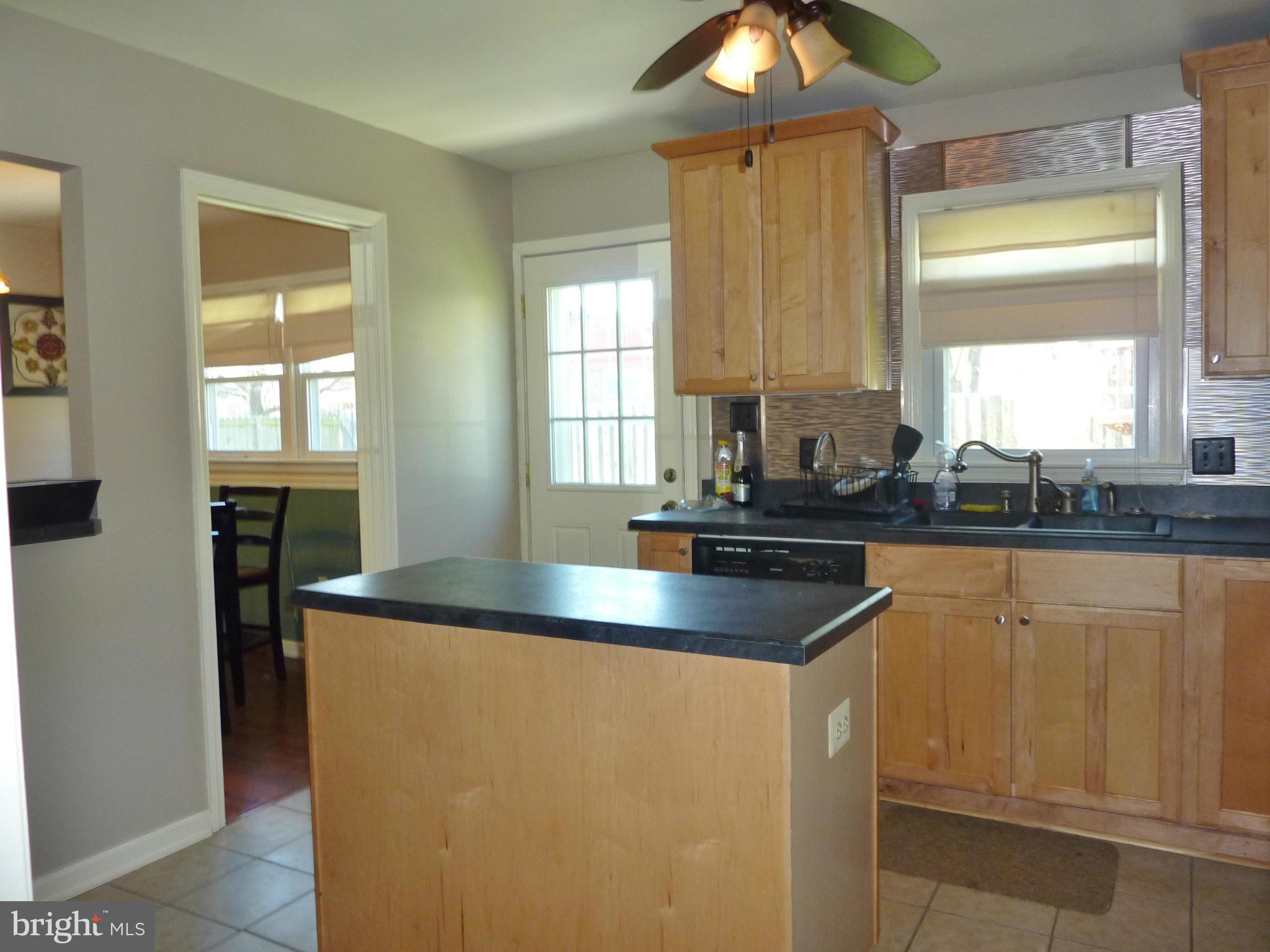 112 Frederick Road Stephens City, VA 22655 - Photo 15 of 30 Kitchen