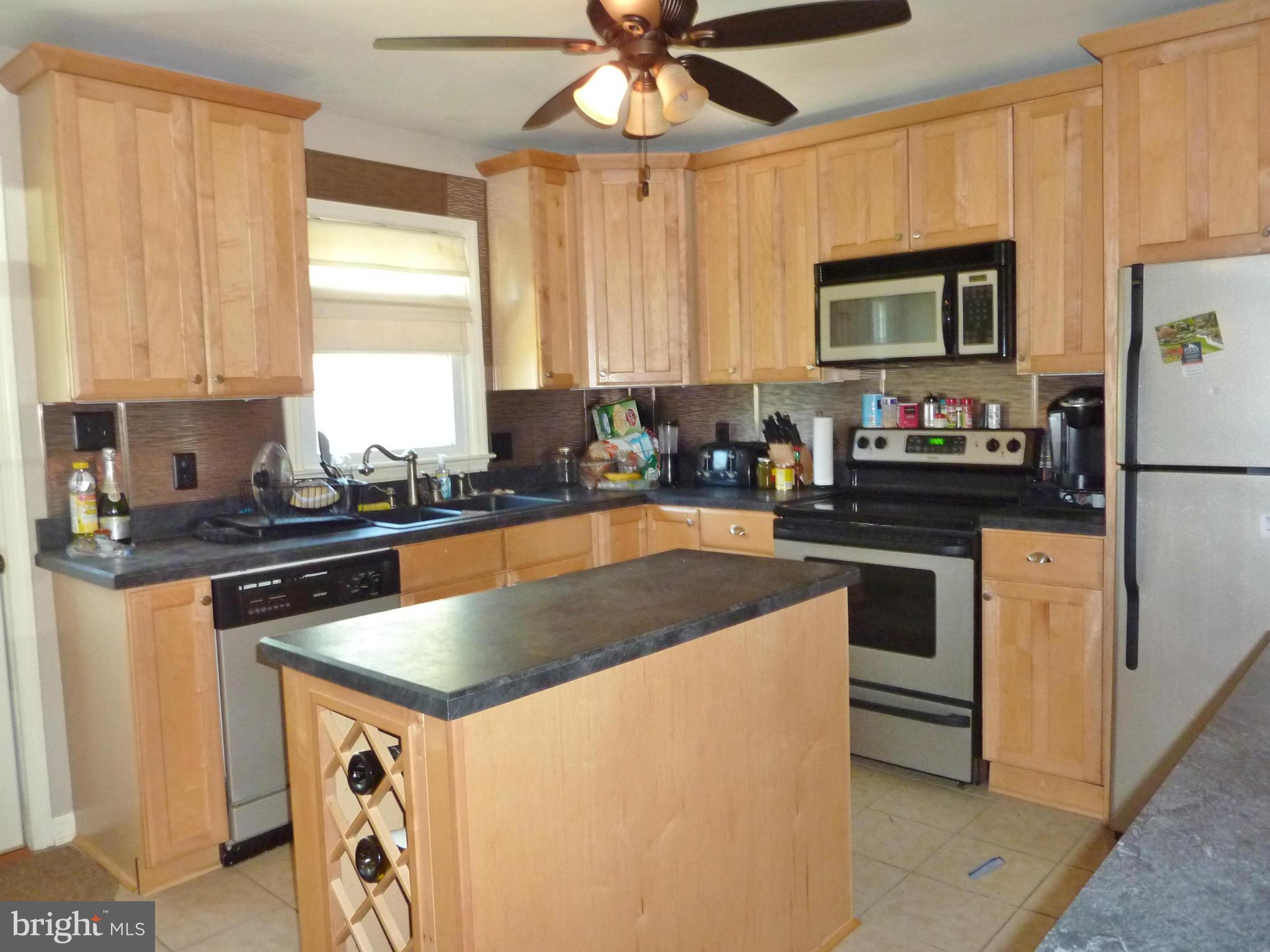 112 Frederick Road Stephens City, VA 22655 - Photo 16 of 30 Kitchen