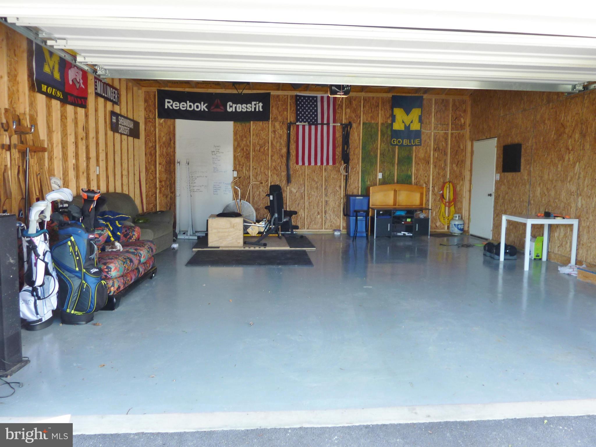 112 Frederick Road Stephens City, VA 22655 - Photo 24 of 30 Garage