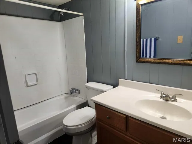 $110,000 | 1106 Harrison Avenue, Sandoval, IL 62882