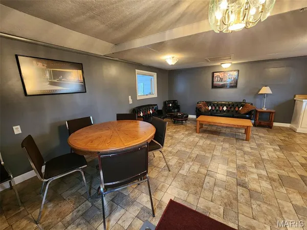 $110,000 | 1106 Harrison Avenue, Sandoval, IL 62882