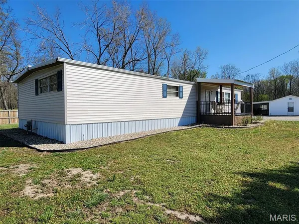 $110,000 | 1106 Harrison Avenue, Sandoval, IL 62882