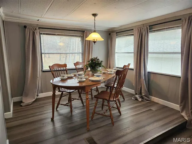 $110,000 | 1106 Harrison Avenue, Sandoval, IL 62882