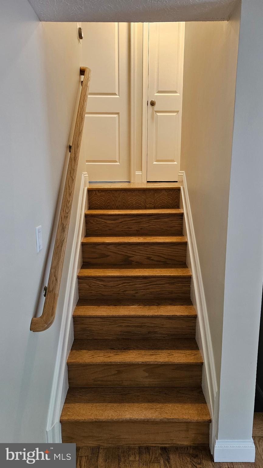 357 Council Oak Drive Severn, MD 21144 - Photo 12 of 37 a view of entryway