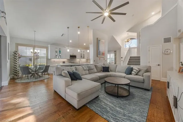 $999,000 | 8828 Ventura Way, Naples, FL 34109